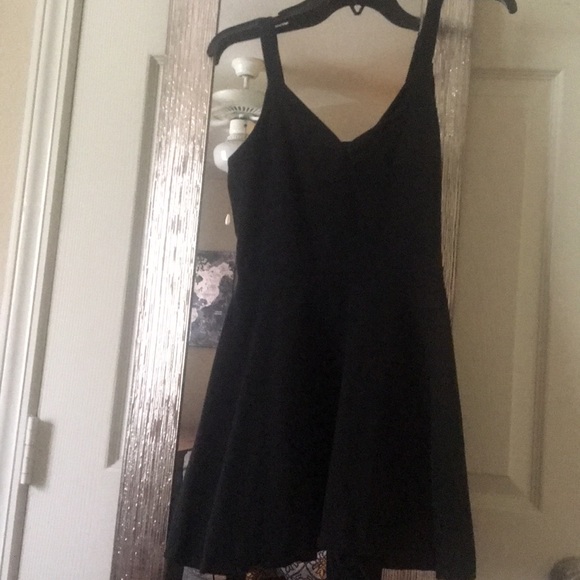 Little Black Dress (Petite) - Picture 2 of 3